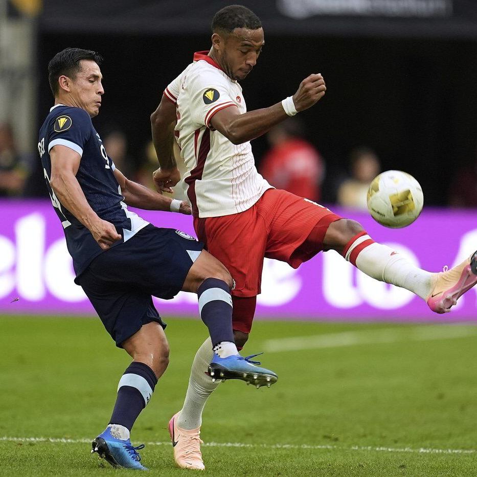 好色tv defender Derek Cornelius joins Glasgow Rangers on season-long loan